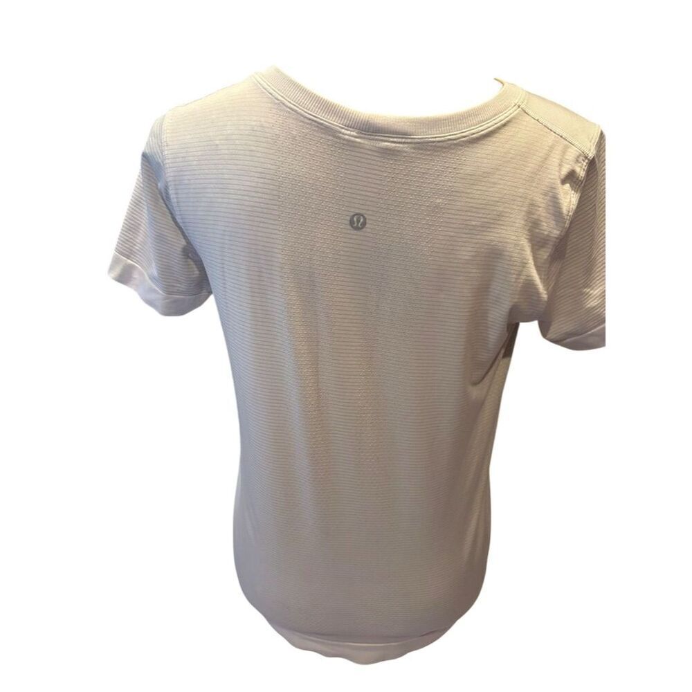 *3/$15 Lululemon Women's Small White Crew Neck T-Shirt Casual Short Sleeve - Picture 4 of 7